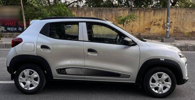 https://images10.gaadi.com/usedcar_image/4632532/original/processed_c5d8b7c7c5397733bbb9478d56addf8d.jpg?imwidth=6401