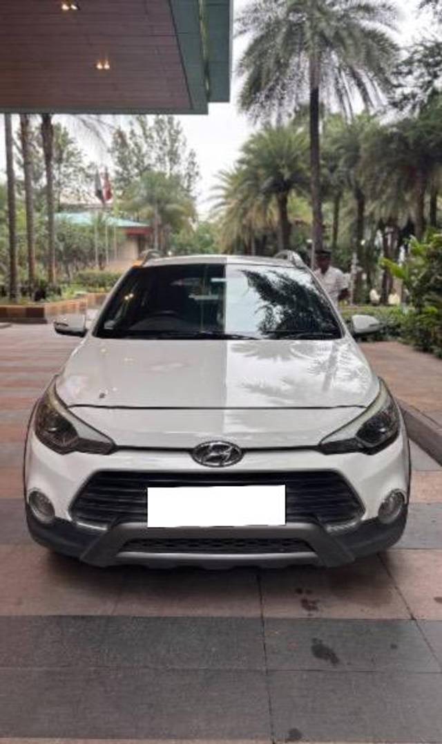 https://images10.gaadi.com/usedcar_image/4632538/original/processed_b82379df-898f-44e4-9230-a4b723793c71.jpeg?imwidth=6400