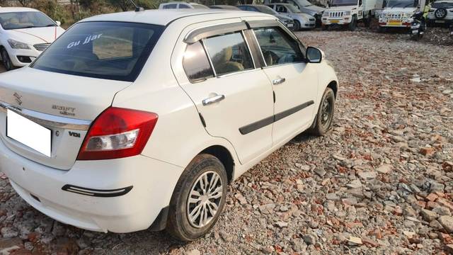 https://images10.gaadi.com/usedcar_image/4632553/original/processed_1787a700addda960327c3383fd9d5b0a.jpg?imwidth=6401