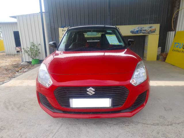 https://images10.gaadi.com/usedcar_image/4632581/original/processed_33214930f679e731deae640cae0ef36d.jpg?imwidth=6402