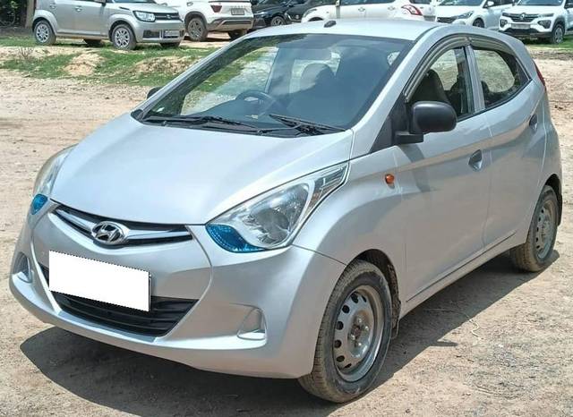 https://images10.gaadi.com/usedcar_image/4632585/original/processed_e7bcf5a682081f8d6f5050a0467b12d1.jpg?imwidth=6402
