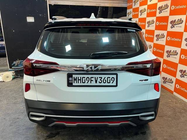 https://images10.gaadi.com/usedcar_image/4632590/original/processed_9c9f9c98cf65624238951d51587a295b.jpg?imwidth=6401