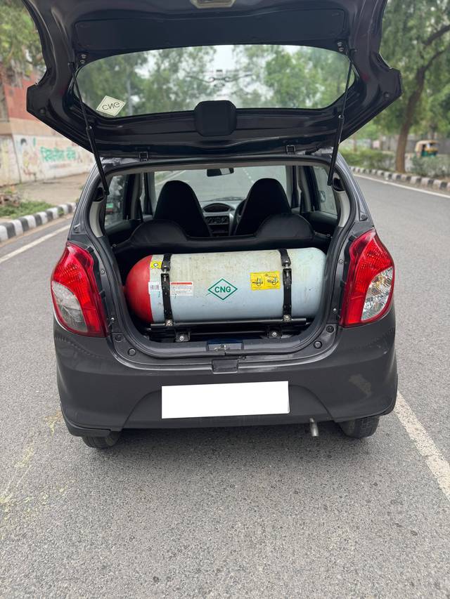 https://images10.gaadi.com/usedcar_image/4632603/original/processed_9157952cebb3715b9d7ba037ef57e5ea.jpg?imwidth=6402