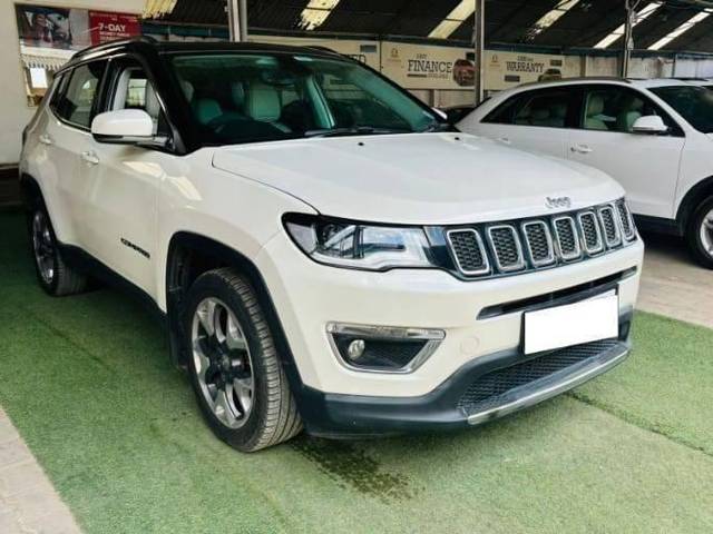 https://images10.gaadi.com/usedcar_image/4632606/original/processed_7f28ef45afc064f6cd56832bb63d8f20.jpg?imwidth=6400