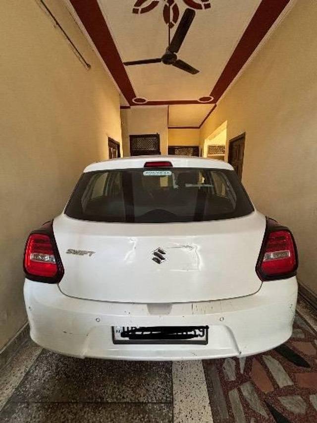 https://images10.gaadi.com/usedcar_image/4632611/original/processed_0ed9f71e-08ff-4645-8eca-efd805317e85.jpeg?imwidth=6402