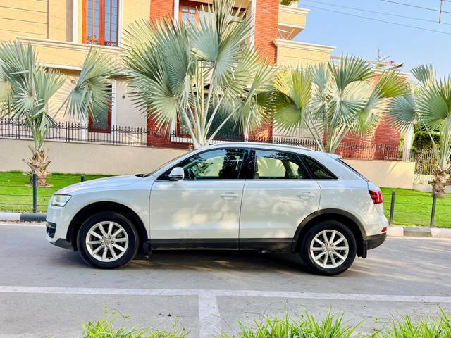 https://images10.gaadi.com/usedcar_image/4632623/original/f787e862291a9238a25da79ba93d2ebe.jpg?imwidth=6402