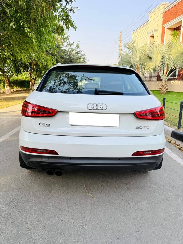 https://images10.gaadi.com/usedcar_image/4632623/original/processed_d49ae2b81e17de4e3827523714767620.jpg?imwidth=6401