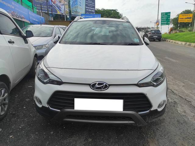 https://images10.gaadi.com/usedcar_image/4632702/original/processed_abecd5fd-4039-4e48-a01e-24067d908f42.jpg?imwidth=6400