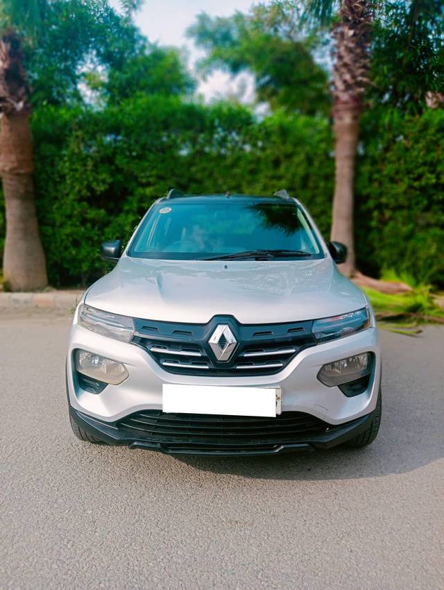 https://images10.gaadi.com/usedcar_image/4632707/original/processed_eb80d8aa6a75d2819f23a221989eb5b3.jpg?imwidth=6400