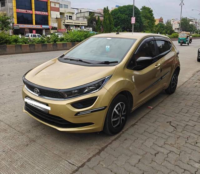 https://images10.gaadi.com/usedcar_image/4632710/original/processed_ac4e2a265a982806823b867e7dc14c72.jpg?imwidth=6400
