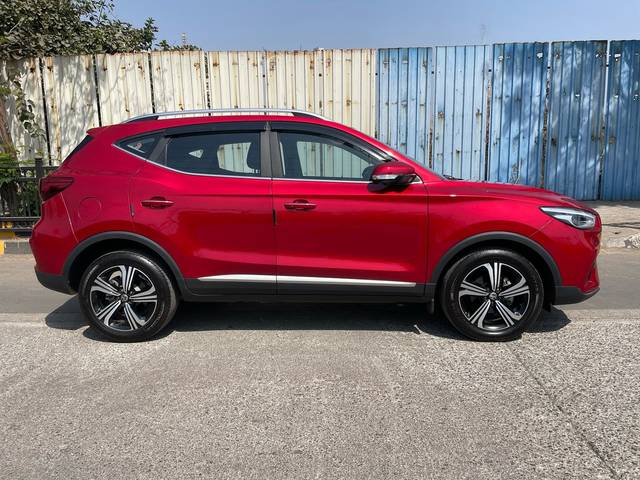 https://images10.gaadi.com/usedcar_image/4632735/original/864ce7e336879190061123cd2f22f013.jpg?imwidth=6401