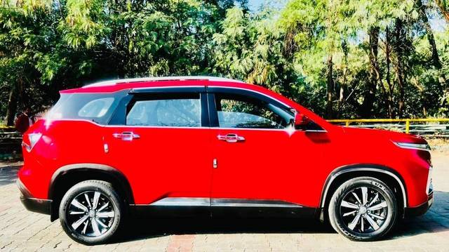 https://images10.gaadi.com/usedcar_image/4632742/original/processed_0c2dd0f53df6f34adf413dce5534b941.jpg?imwidth=6401