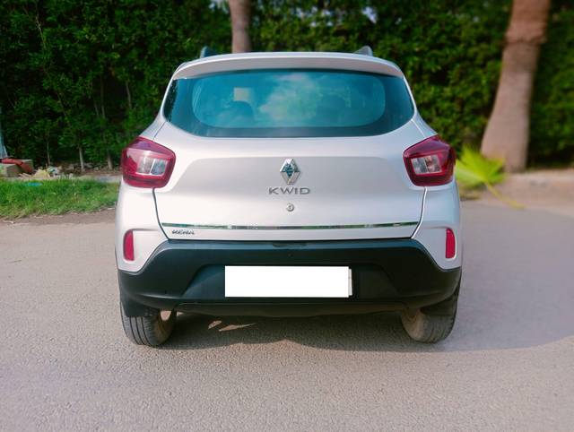 https://images10.gaadi.com/usedcar_image/4632746/original/processed_bf58a06837a992c019e4e20a6b25a05e.jpg?imwidth=6402