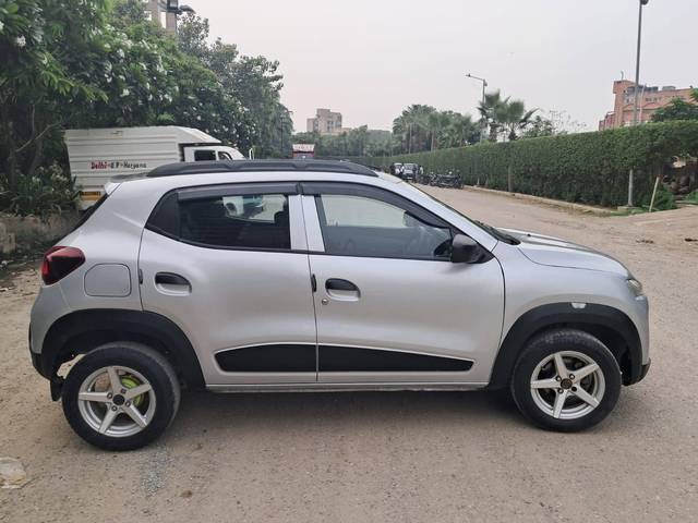 https://images10.gaadi.com/usedcar_image/4632746/original/processed_fa60b960a9c6133bee7ebe8c3db75bfc.jpg?imwidth=6401