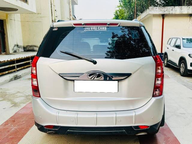 https://images10.gaadi.com/usedcar_image/4632750/original/processed_551ed116933236f51bbb6ca8db6bc42a.jpg?imwidth=6402