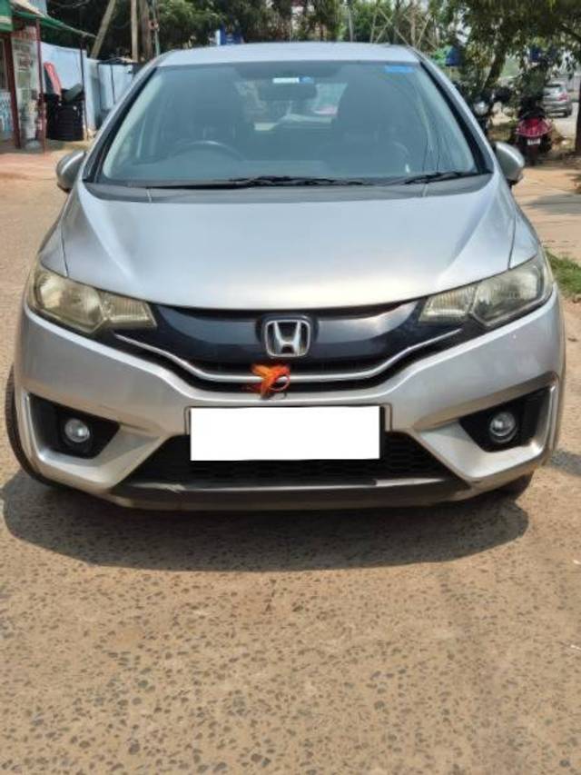 https://images10.gaadi.com/usedcar_image/4632752/original/processed_45815eb2-60e3-4264-a5b4-232df6f0bfe7.jpg?imwidth=6400