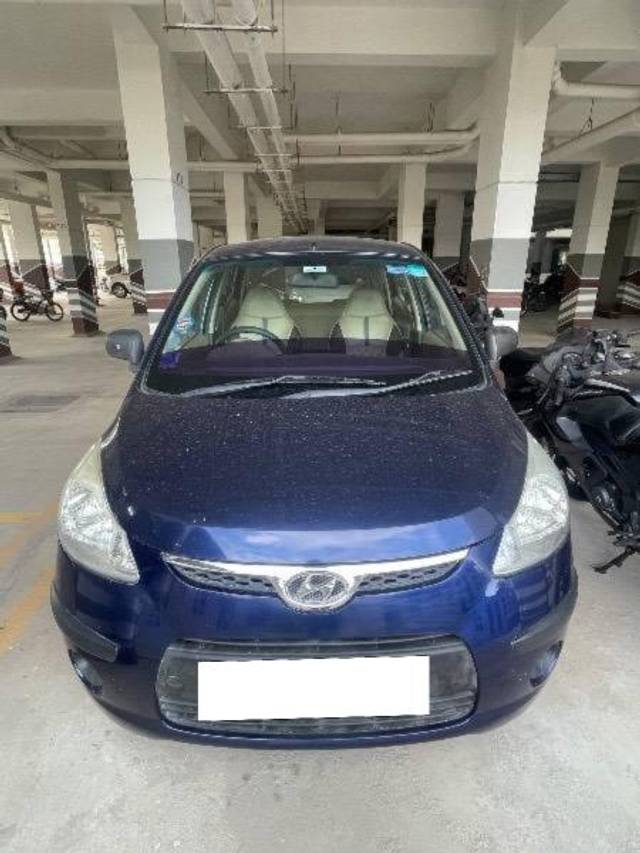 https://images10.gaadi.com/usedcar_image/4632795/original/processed_a8b1d03d-0098-469c-833d-8f0c5410d842.jpeg?imwidth=6402