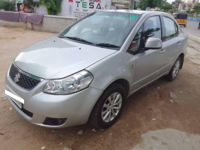 https://images10.gaadi.com/usedcar_image/4632823/original/processed_4e0cafde294c47bcdb8ab00d34f02c33.jpg?imwidth=6400
