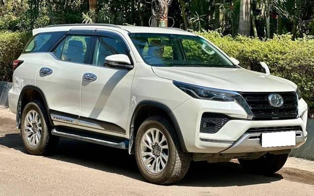 https://images10.gaadi.com/usedcar_image/4632827/original/processed_3721dd72-d8af-4e76-b1a0-269db76cb102.jpeg?imwidth=6400