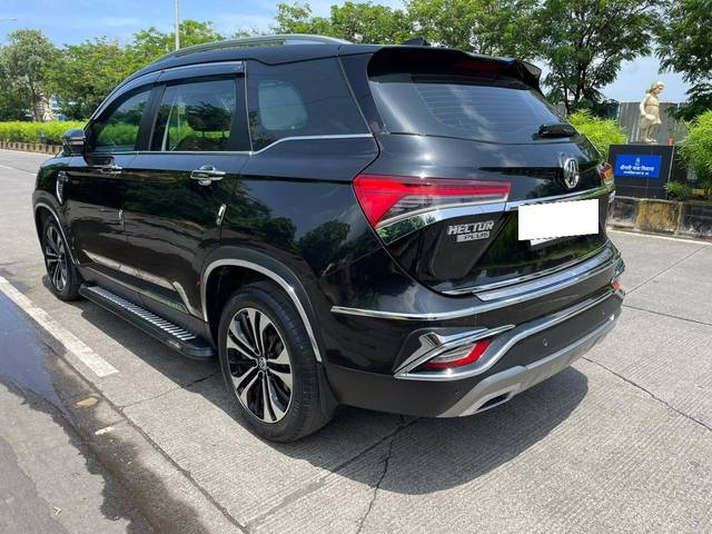 https://images10.gaadi.com/usedcar_image/4632834/original/processed_06117d8fa573af24158a0afb0801554b.jpg?imwidth=6402