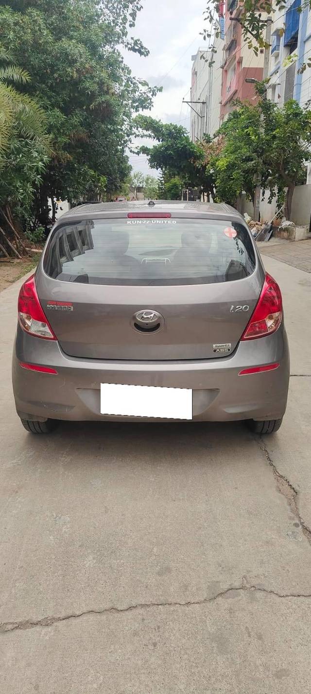 https://images10.gaadi.com/usedcar_image/4632835/original/processed_459affdf9f8a4de6eee1a66834e41022.jpg?imwidth=6402