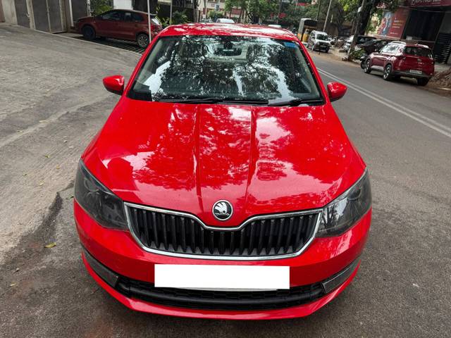 https://images10.gaadi.com/usedcar_image/4632842/original/processed_799d81afbfcf12ba75d7589d3da91587.jpg?imwidth=6400