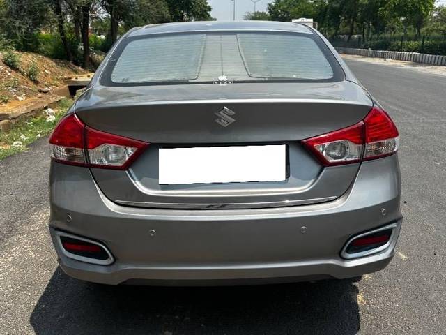 https://images10.gaadi.com/usedcar_image/4632845/original/processed_71a72195-7bc0-4789-a0c2-c76d9a96792b.jpeg?imwidth=6401
