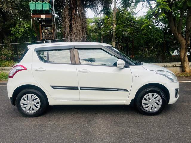 https://images10.gaadi.com/usedcar_image/4632853/original/processed_292458a98040b83970bc4c901857b1db.jpg?imwidth=6401