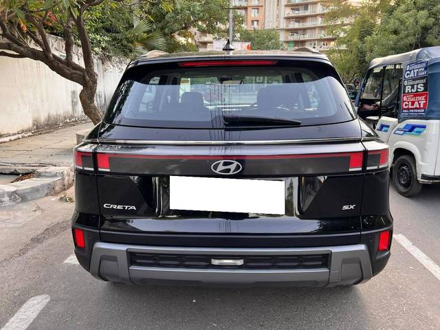 https://images10.gaadi.com/usedcar_image/4632857/original/processed_d3aaf3562ca0aa863dadeeefa9c1f38f.jpg?imwidth=6402
