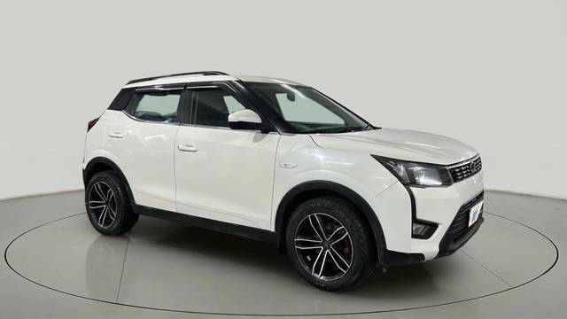 https://images10.gaadi.com/usedcar_image/4632889/original/f3020b17afc5f29cd7e26e305489f329.jpg?imwidth=6400