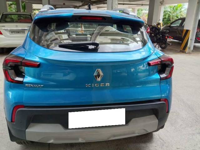 https://images10.gaadi.com/usedcar_image/4632892/original/processed_4f097a47-cdd0-4e84-b8c0-893d01c92c0b.jpeg?imwidth=6402