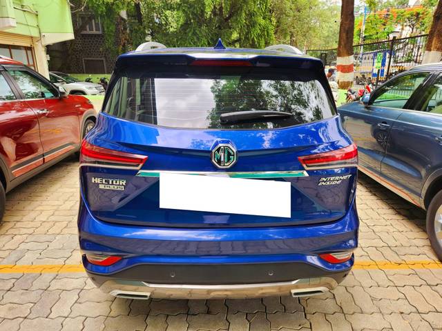 https://images10.gaadi.com/usedcar_image/4632899/original/processed_6f47de7fb9f8059f1f8c25a46bae7517.jpg?imwidth=6402
