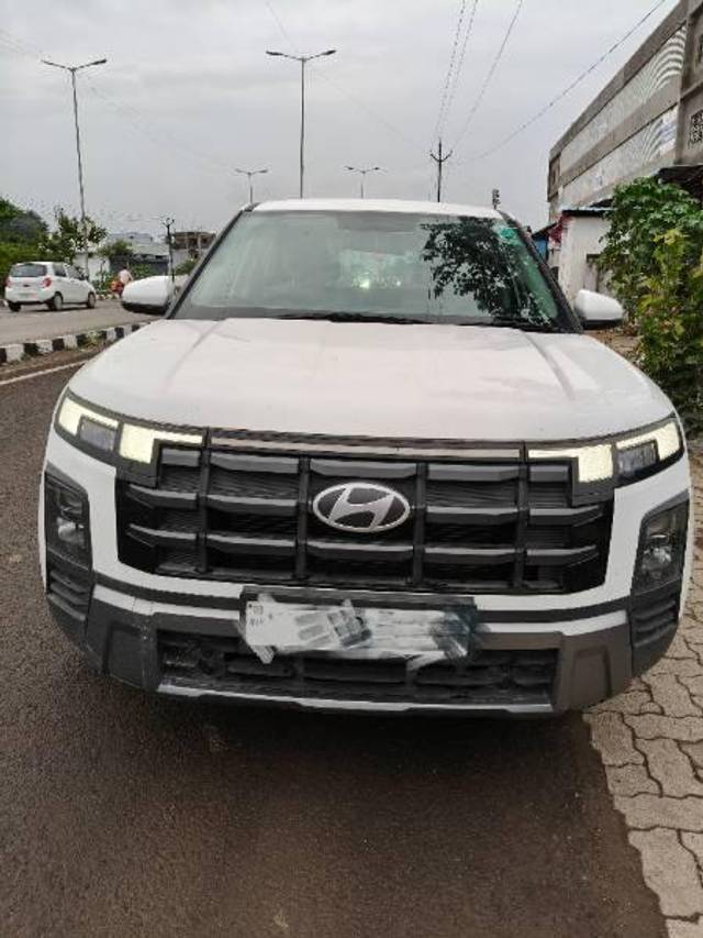 https://images10.gaadi.com/usedcar_image/4632903/original/processed_5ba561cc-a94c-401f-a471-36827944e633.jpg?imwidth=6402