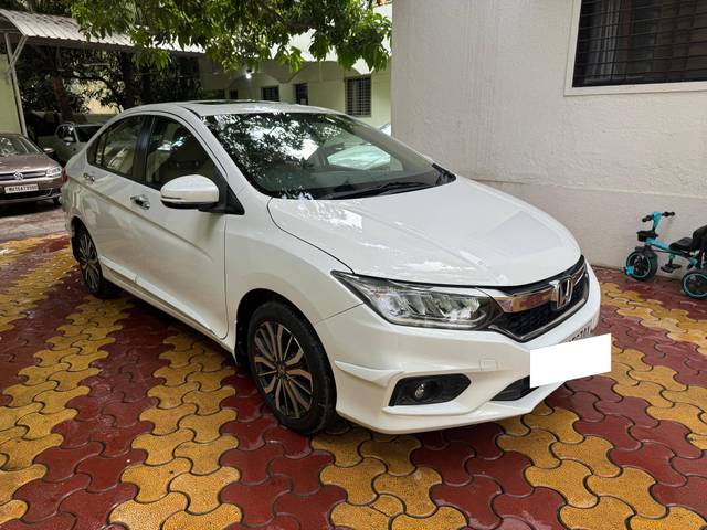 https://images10.gaadi.com/usedcar_image/4632904/original/processed_c03609319921f5d557feff5d4f025097.jpg?imwidth=6400
