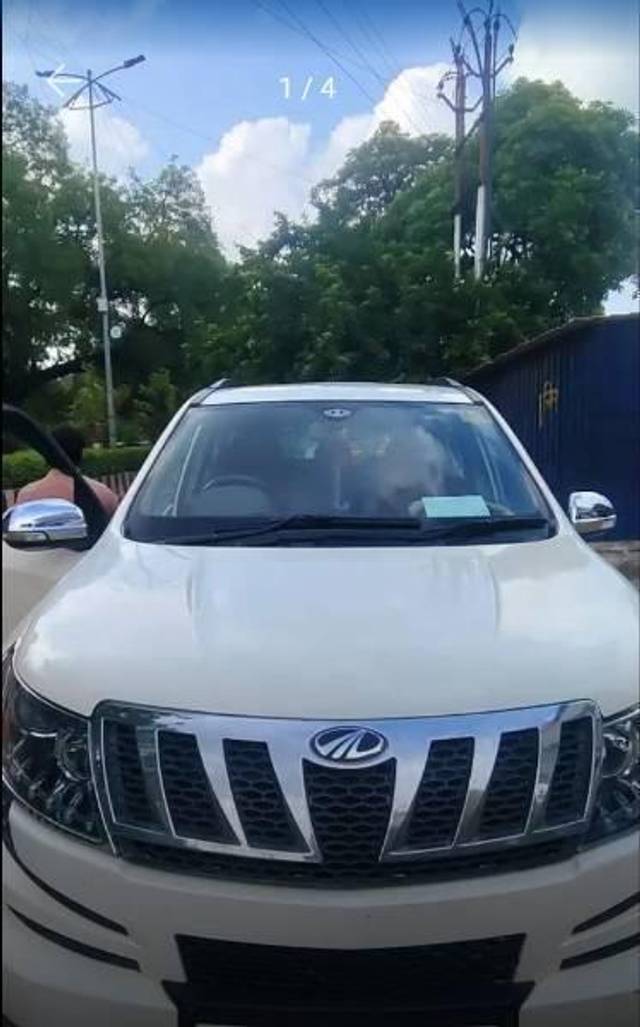 https://images10.gaadi.com/usedcar_image/4632952/original/processed_282357eb-474d-4ce7-8019-e0083a9df450.jpg?imwidth=6400