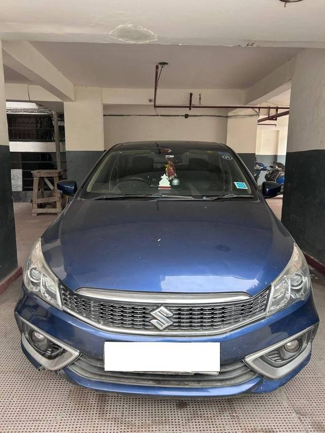 https://images10.gaadi.com/usedcar_image/4632963/original/processed_efbc5b4d-7510-46d8-8cc3-cc1be7a982bc.jpg?imwidth=6401