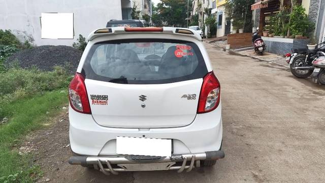 https://images10.gaadi.com/usedcar_image/4632997/original/processed_01ac9a82-18ab-49f6-97f3-639ae52106a3.jpg?imwidth=6402
