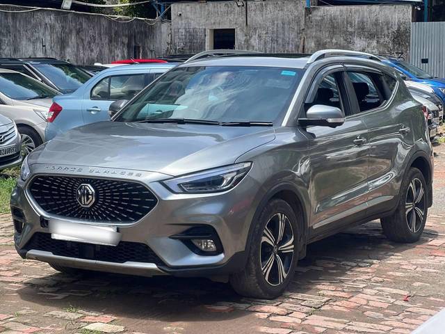 https://images10.gaadi.com/usedcar_image/4633000/original/processed_8b66e0934d6fac579881490038666b53.jpg?imwidth=6402