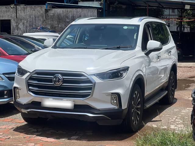 https://images10.gaadi.com/usedcar_image/4633005/original/processed_d07c8268e47925dd4800814e06ead64e.jpg?imwidth=6401
