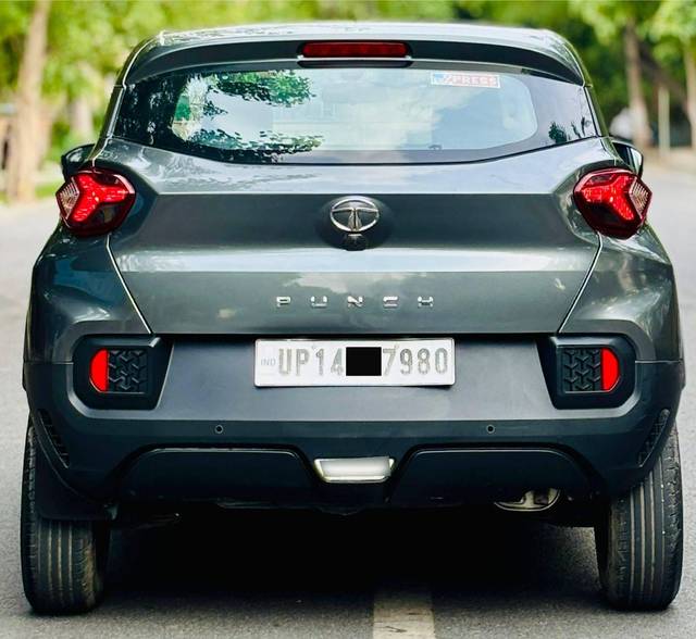https://images10.gaadi.com/usedcar_image/4633012/original/processed_a9a15cb7b832ec861197e7e8ad0ab338.jpg?imwidth=6402