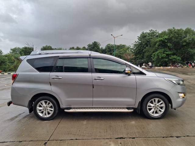 https://images10.gaadi.com/usedcar_image/4633023/original/1d53b276b8dc39b058550bedc0bd35da.jpg?imwidth=6401