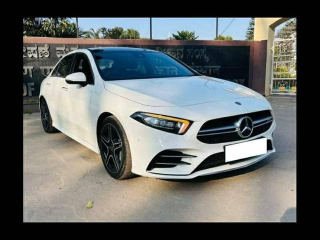 https://images10.gaadi.com/usedcar_image/4633033/original/processed_ab4d3d10a267e24fb133fb8496e528ca.jpg?imwidth=6400