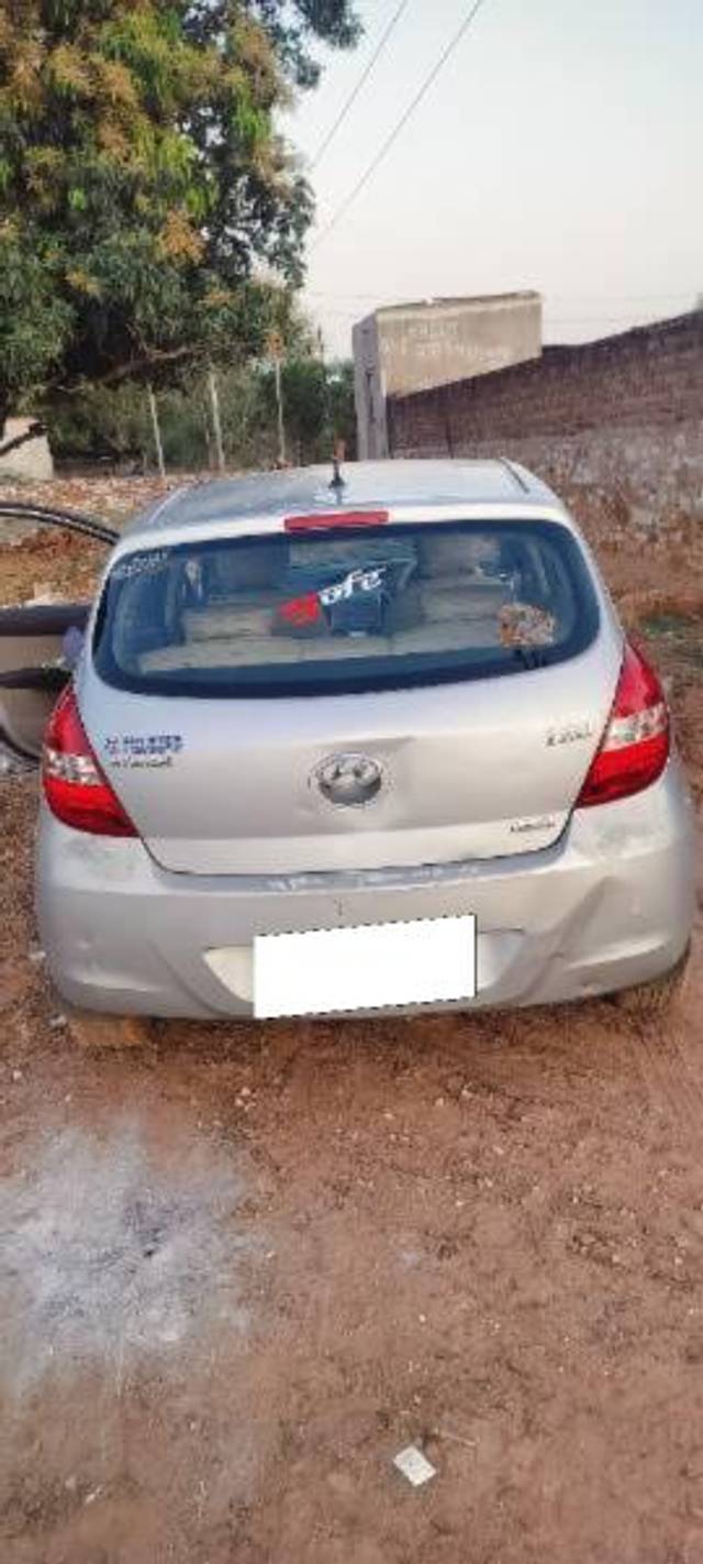https://images10.gaadi.com/usedcar_image/4633034/original/processed_5a5caa59-0edb-4085-8d8a-30cb75ec5c5e.jpg?imwidth=6401