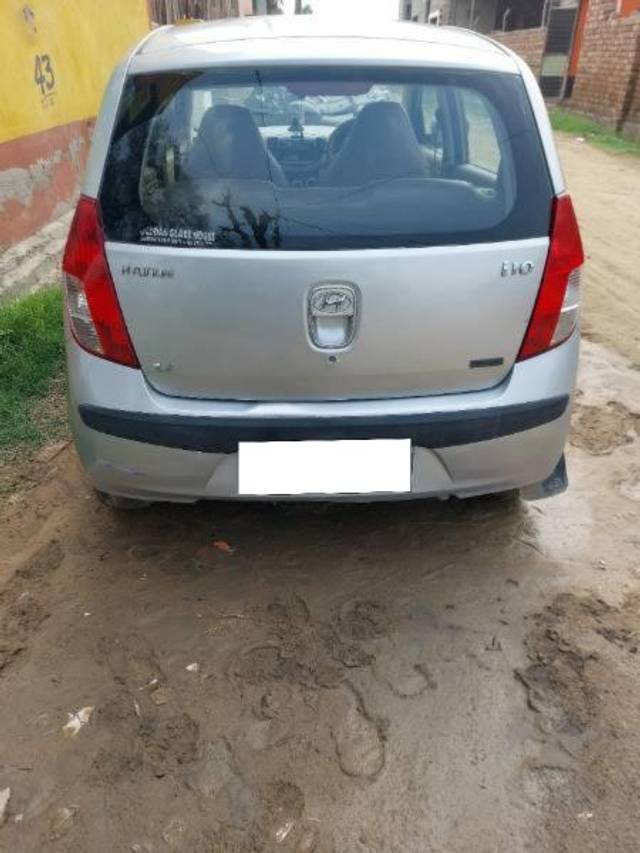 https://images10.gaadi.com/usedcar_image/4633042/original/processed_bc573c6b-1b35-43ec-9a96-c3d6a147cf7d.jpg?imwidth=6402