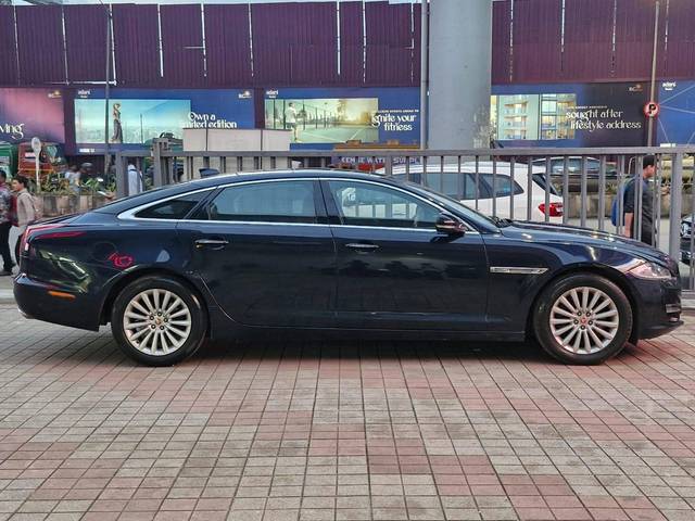 https://images10.gaadi.com/usedcar_image/4633043/original/processed_46fb020976c58bae4744877effab5264.jpg?imwidth=6401