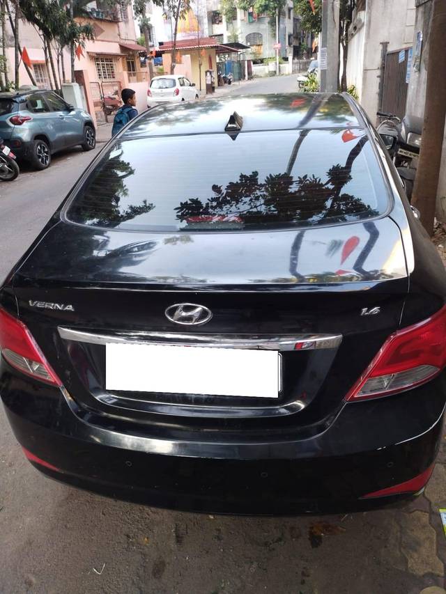 https://images10.gaadi.com/usedcar_image/4633113/original/processed_13d85232-c530-4efc-9ca2-ac2ec1a465ee.jpg?imwidth=6401