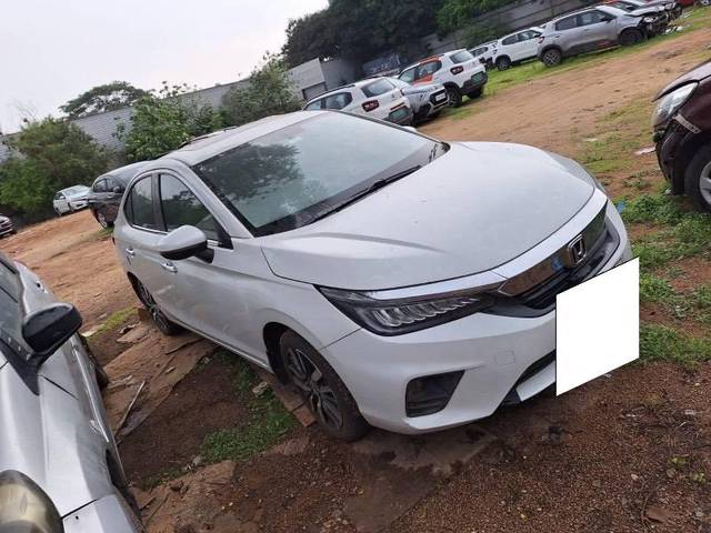 https://images10.gaadi.com/usedcar_image/4633163/original/processed_e8e36f4b-a9a1-45eb-b6e6-57fca6ef47d7.jpeg?imwidth=6400