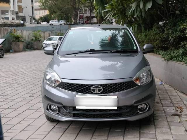 https://images10.gaadi.com/usedcar_image/4633181/original/processed_processed_processed_8b5abba2-bedb-4226-934d-9f1795ee6203.jpg?imwidth=6400