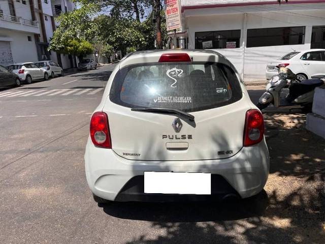 https://images10.gaadi.com/usedcar_image/4633188/original/processed_072792d7-89ce-4ece-91b5-0fee88281975.jpg?imwidth=6402
