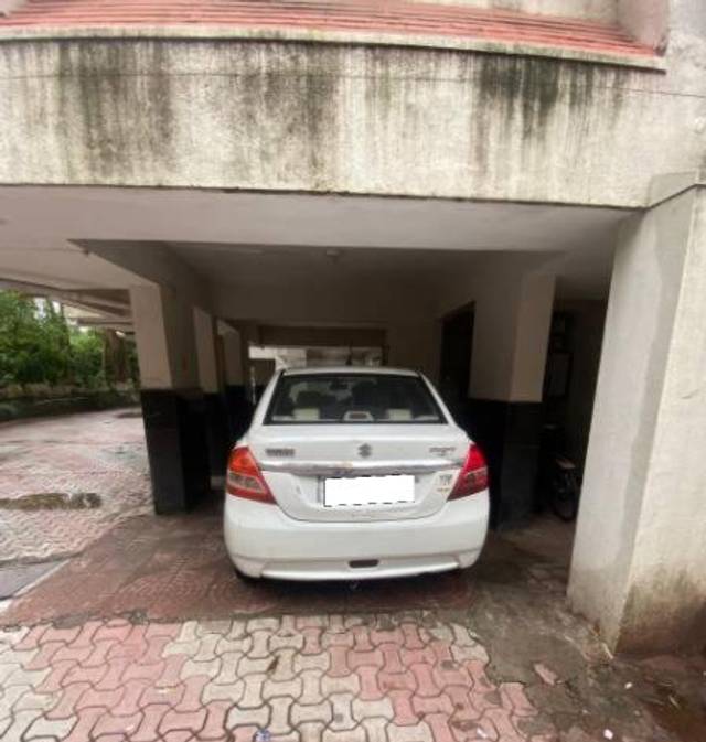 https://images10.gaadi.com/usedcar_image/4633231/original/processed_d3d7b652-3c73-4e69-ae24-4fefd0052c44.jpg?imwidth=6401